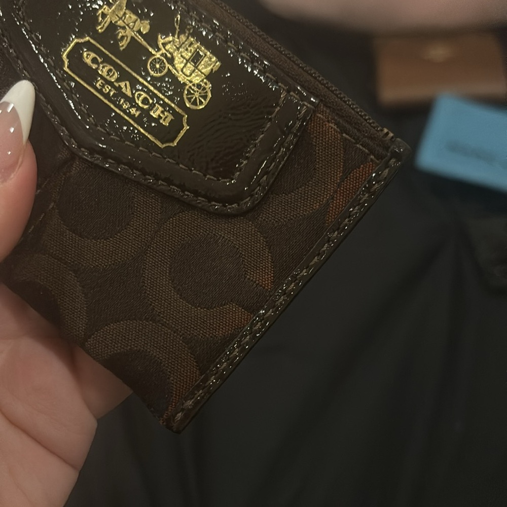 Coach Wallet - Picture 4 of 4